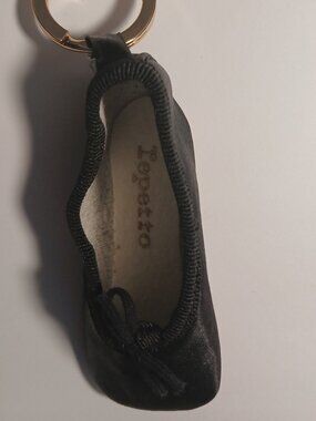 REPETTO of Paris Ballet Shoe Charm/Keychain, black with leather and gold